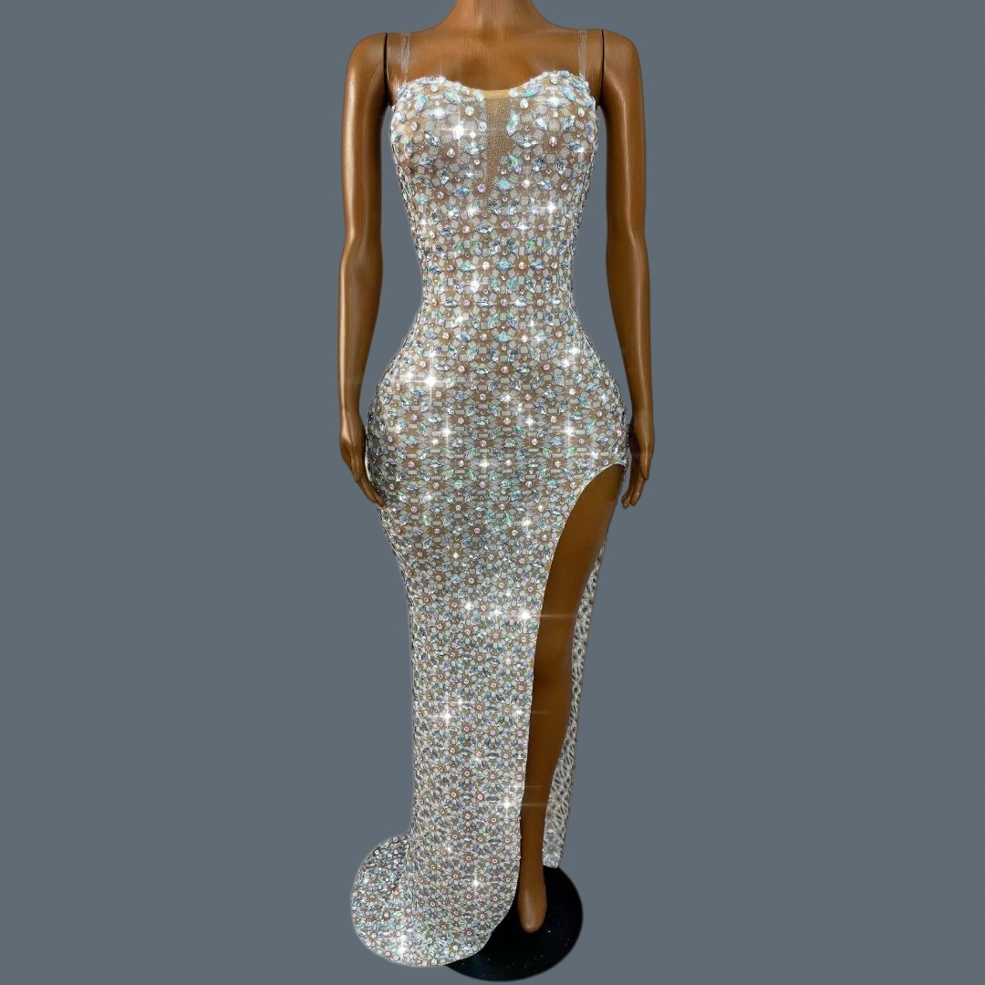Women Formal Wear Photoshoot - Formele strapless jurk met hoge zijsplitten
