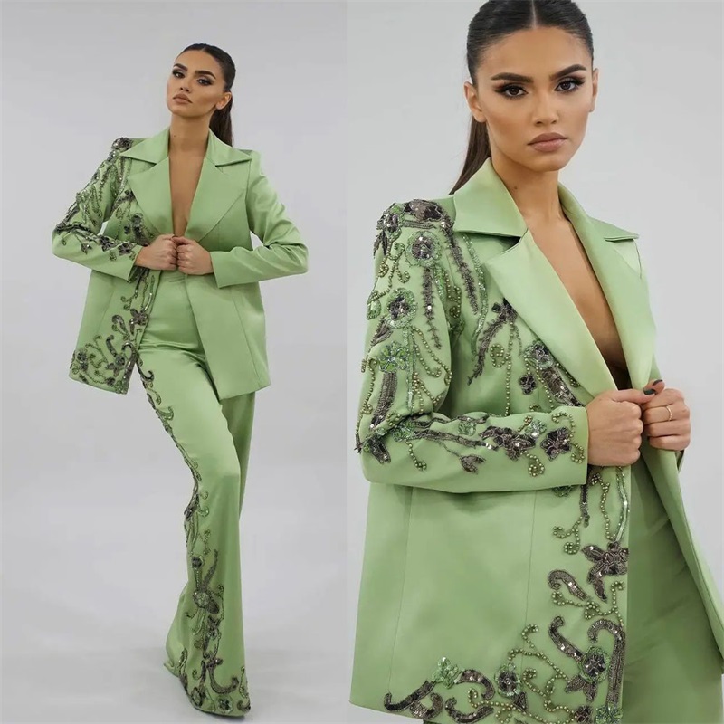 Women Formal Wear Designers - Ontwerper groen satijn dameskostuums set luxe