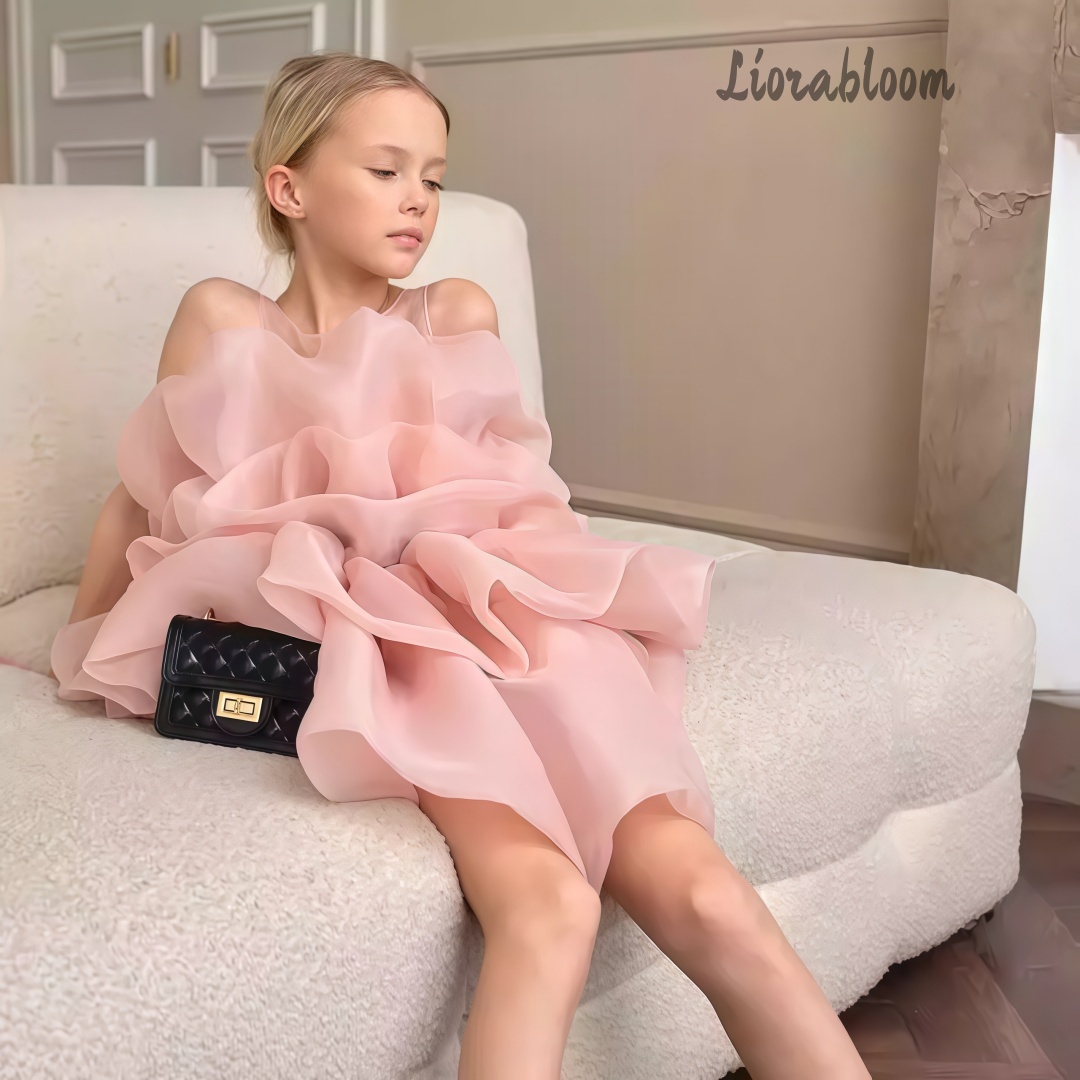 Meerkleurige gelaagde meisjesj - Women Formal Wear Designers recensie en prijs