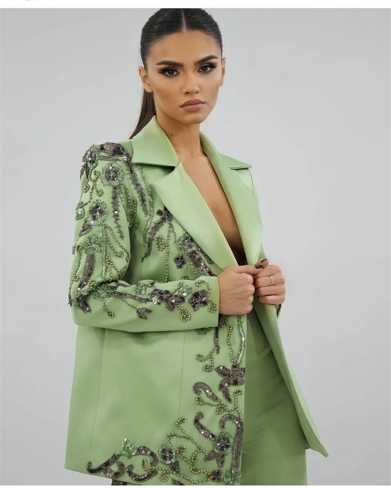 Ontwerper groen satijn damesko - Women Formal Wear Designers recensie en prijs