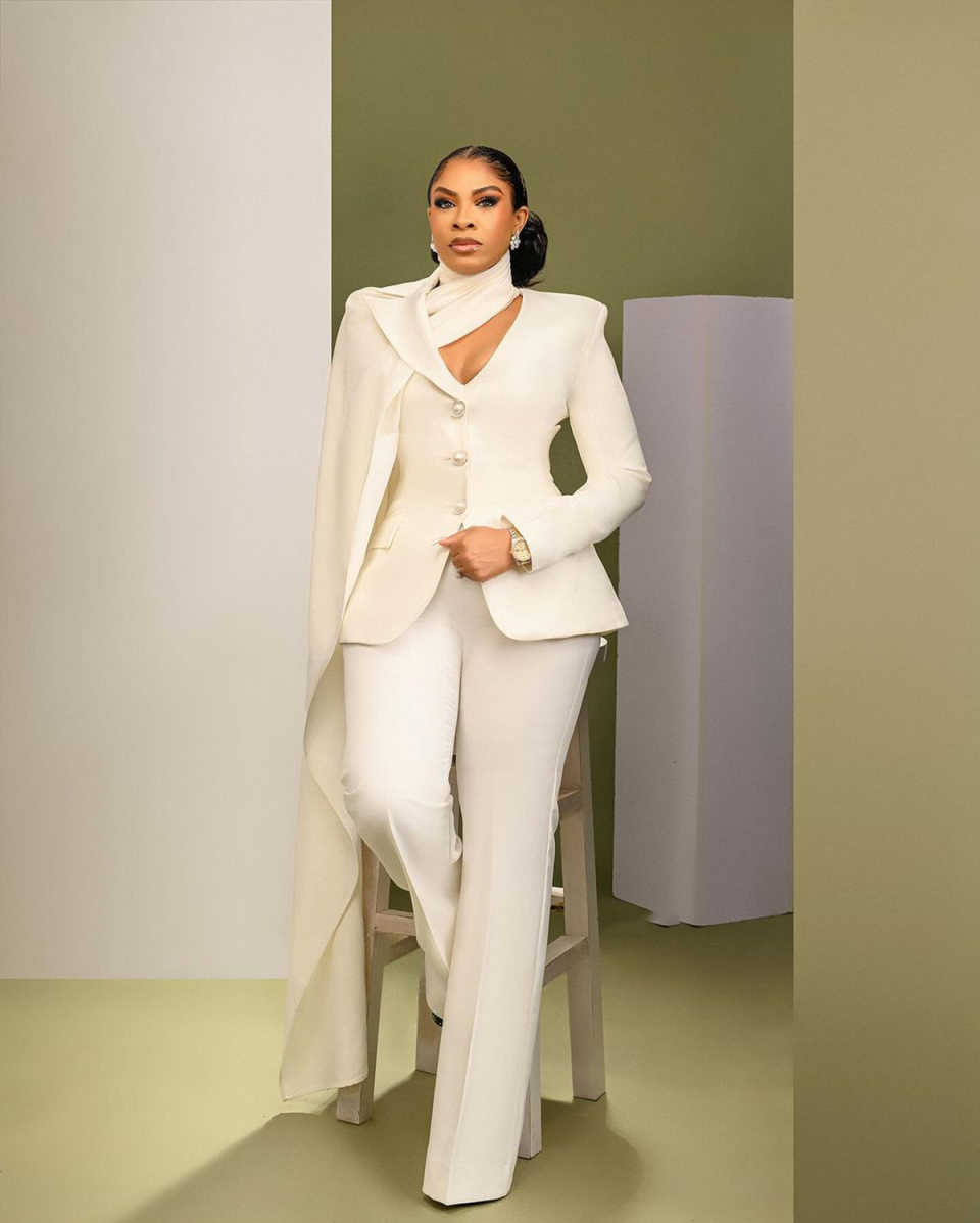 Designer Women Pants Suits Cus - Women Formal Wear Designers recensie en prijs